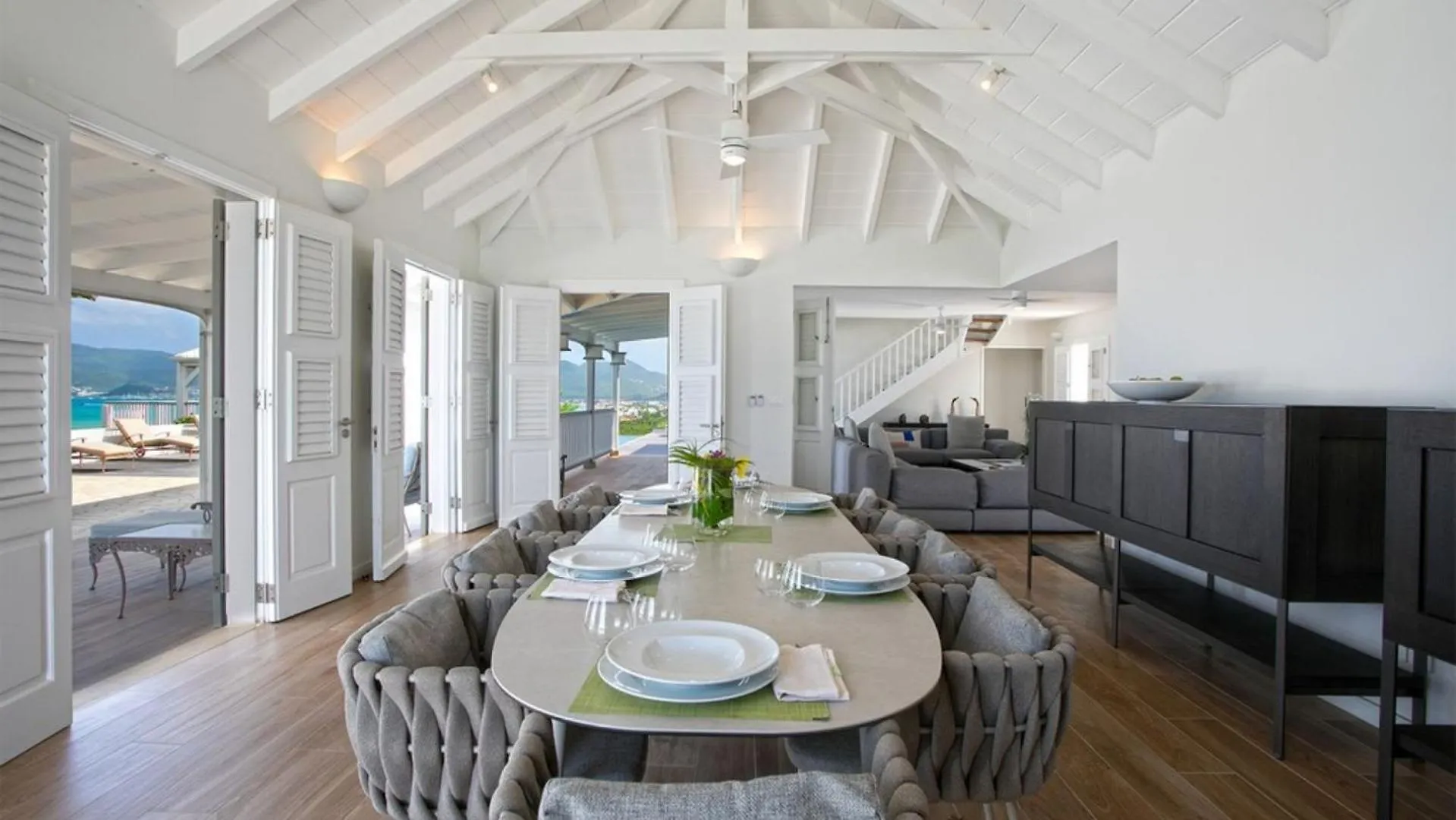 Modern 7Br Villa With Breathtaking Panoramic Views Lowlands