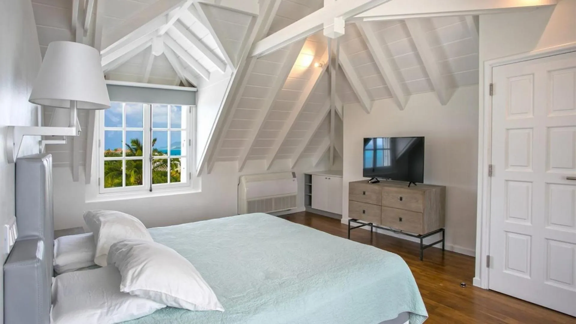 Modern 7Br Villa With Breathtaking Panoramic Views Lowlands 0*,