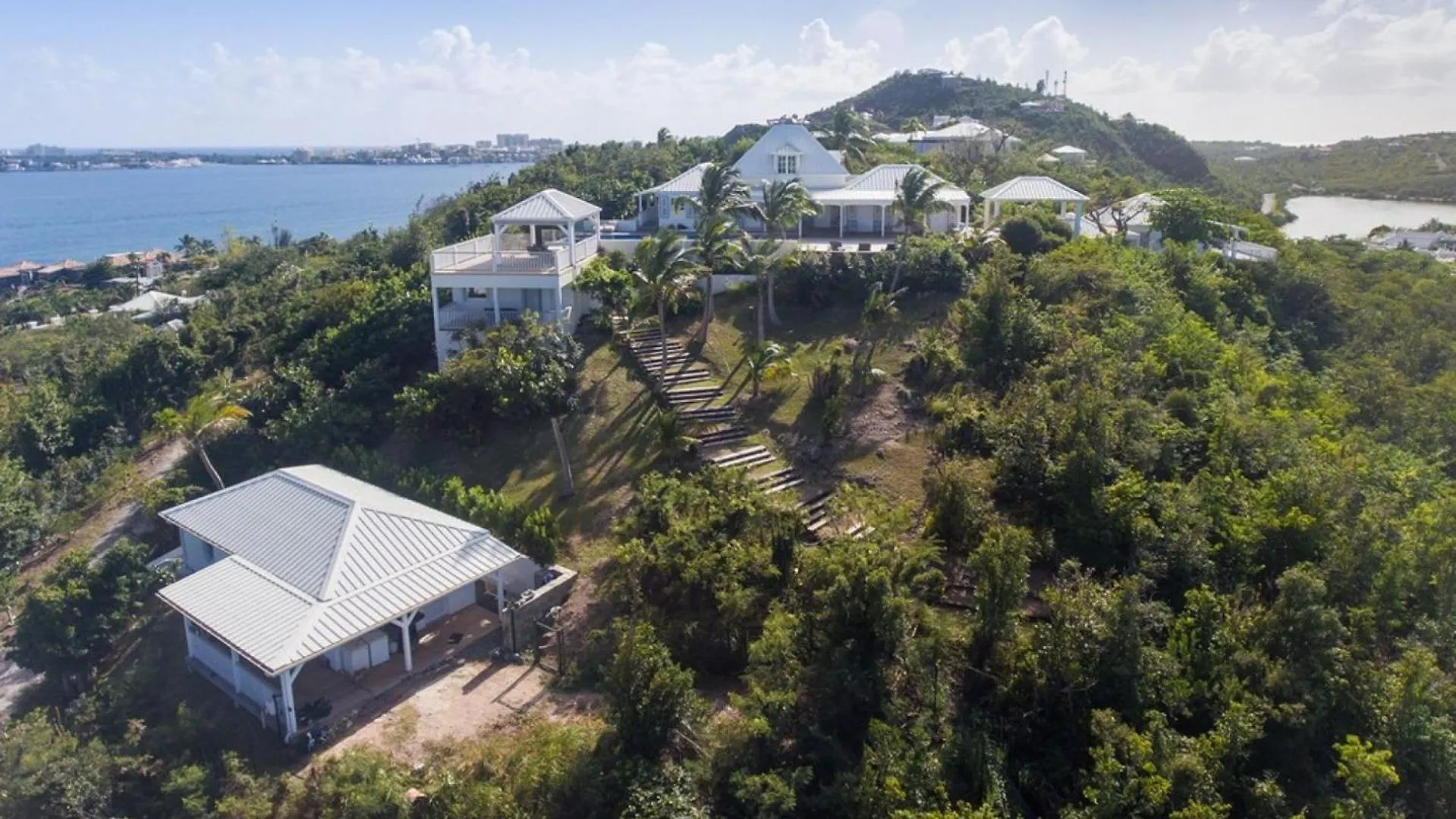 Modern 7Br Villa With Breathtaking Panoramic Views Lowlands